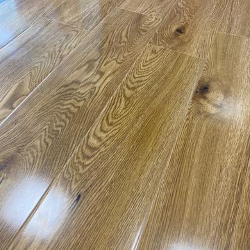 Varnished Oak 8mm 4V High Gloss