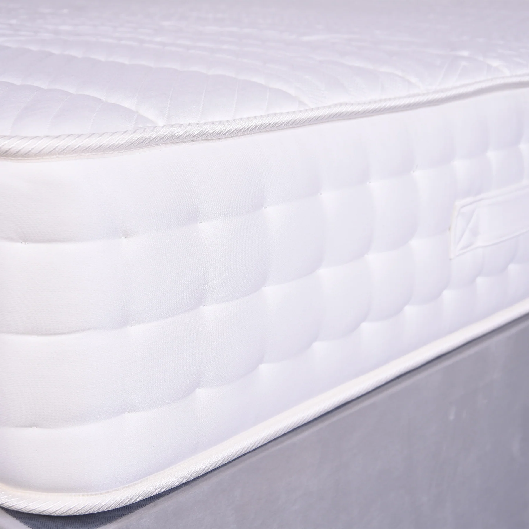 Hotel Collection – Deluxe Mattress - Image 4
